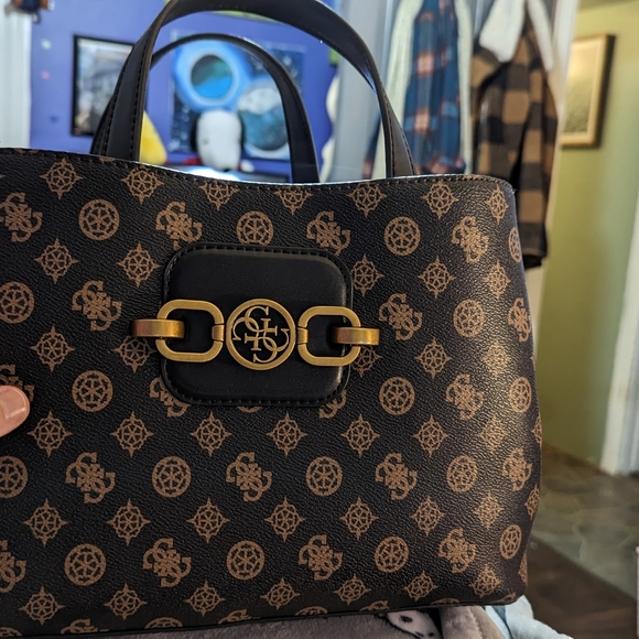 Purse - Picture 3 of 9